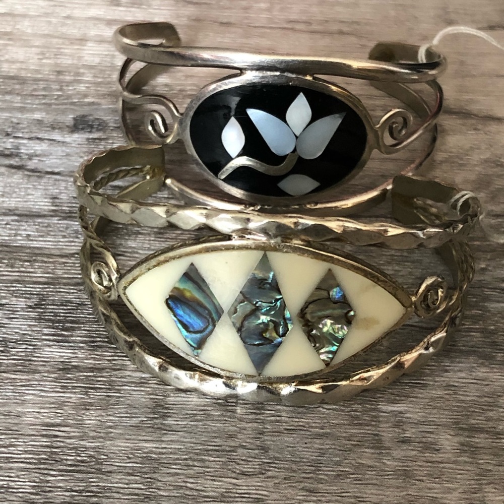 VTG Alpaca Bracelets